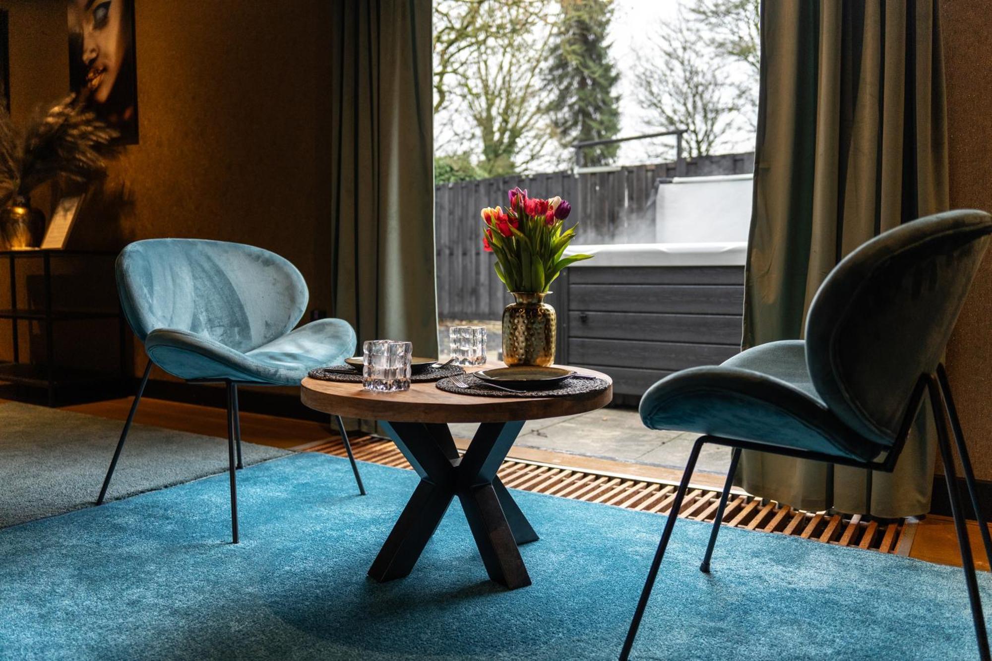 De Luxe Bed &Wellness Villa 's-Hertogenbosch  Exterior photo